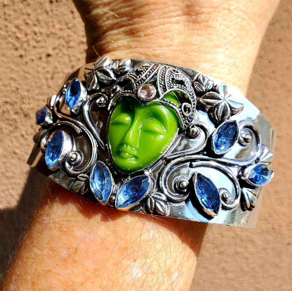 New Carved Green Goddess Face Iolite 925 Silver Adjustable Cuff Bracelet. - Picture 14 of 16